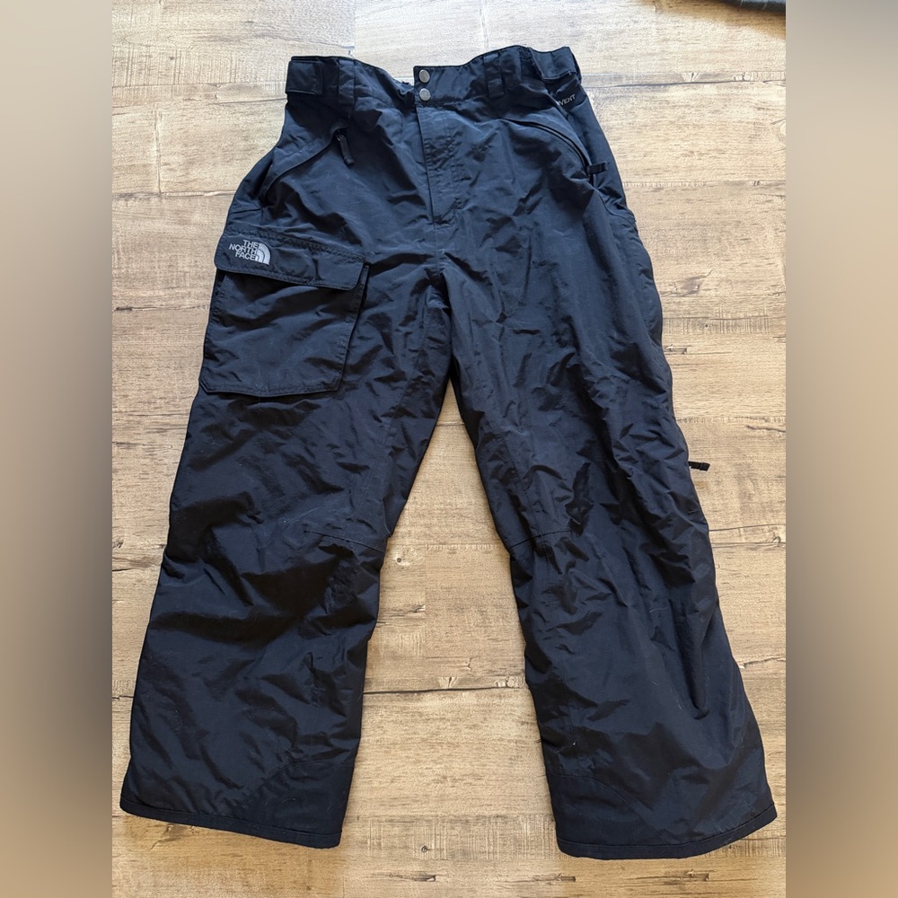 The North Face HyVent Ski Snow Pants Men’s Large Cargo Baggy Insulated Black